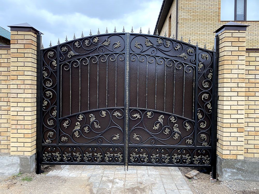 Кованые ворота