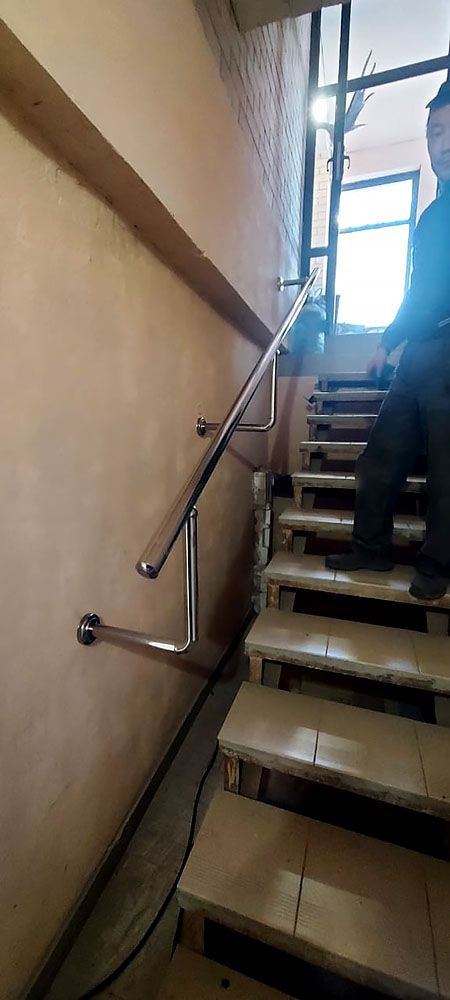 Поручни из нержавеющей стали