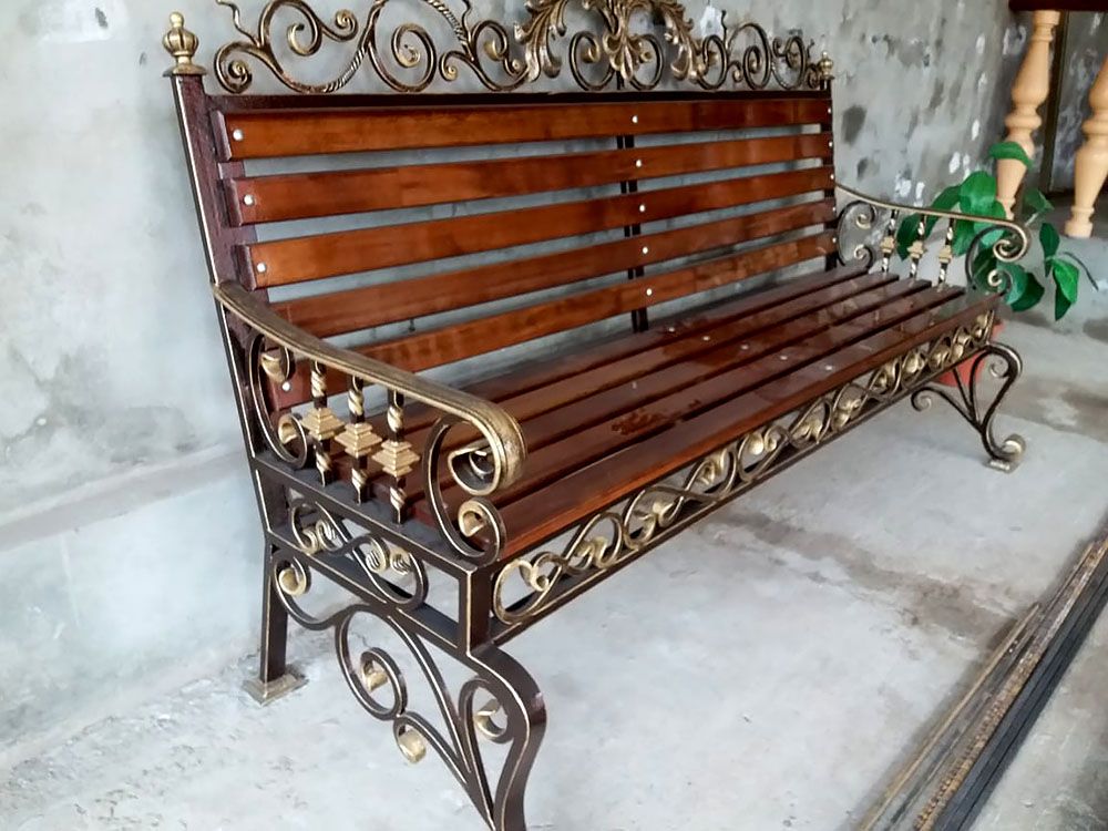 Кованые лавочки, качели